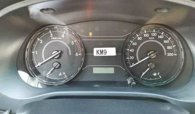 Toyota Hilux GL Toyota hilux 2.4L diesel mid options MY2025-17
