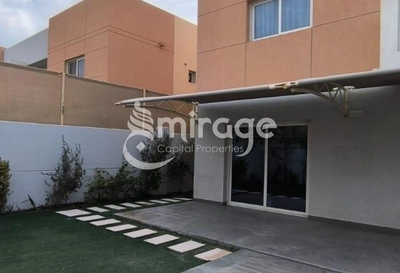 Spacious 3BR TH | Amazing Community | Prime Area-0