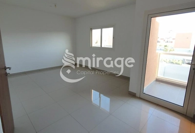Spacious 3BR TH | Amazing Community | Prime Area-5
