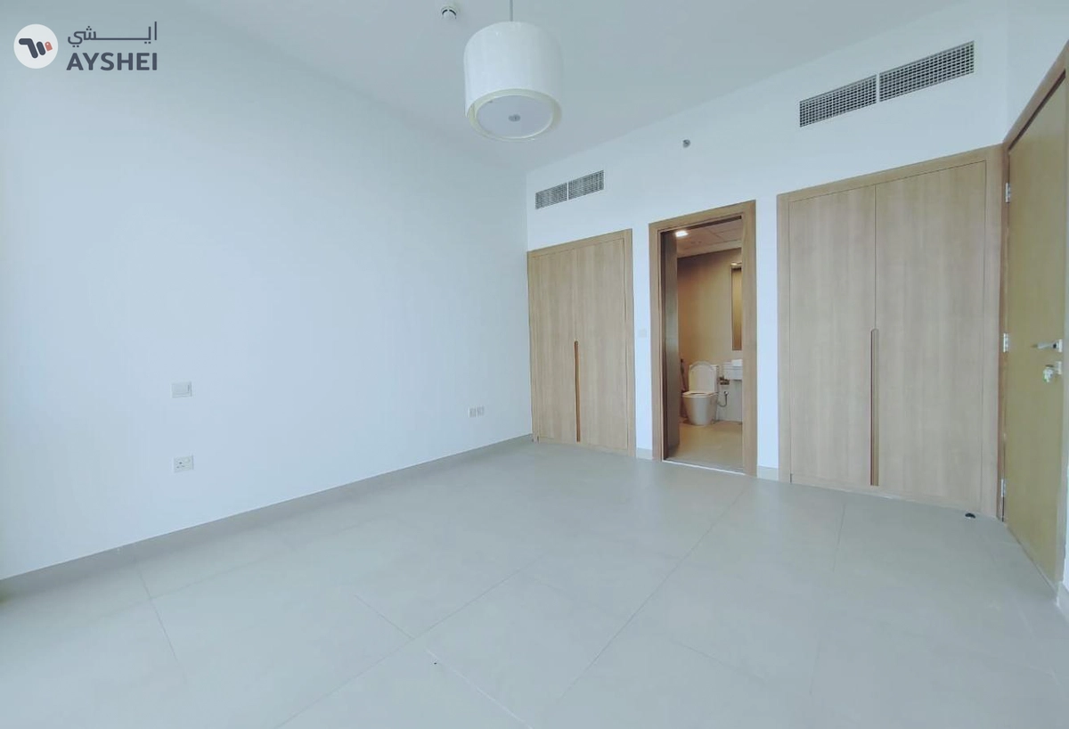Apartment for rent in Al Nasr Square, Oud Metha-3-3