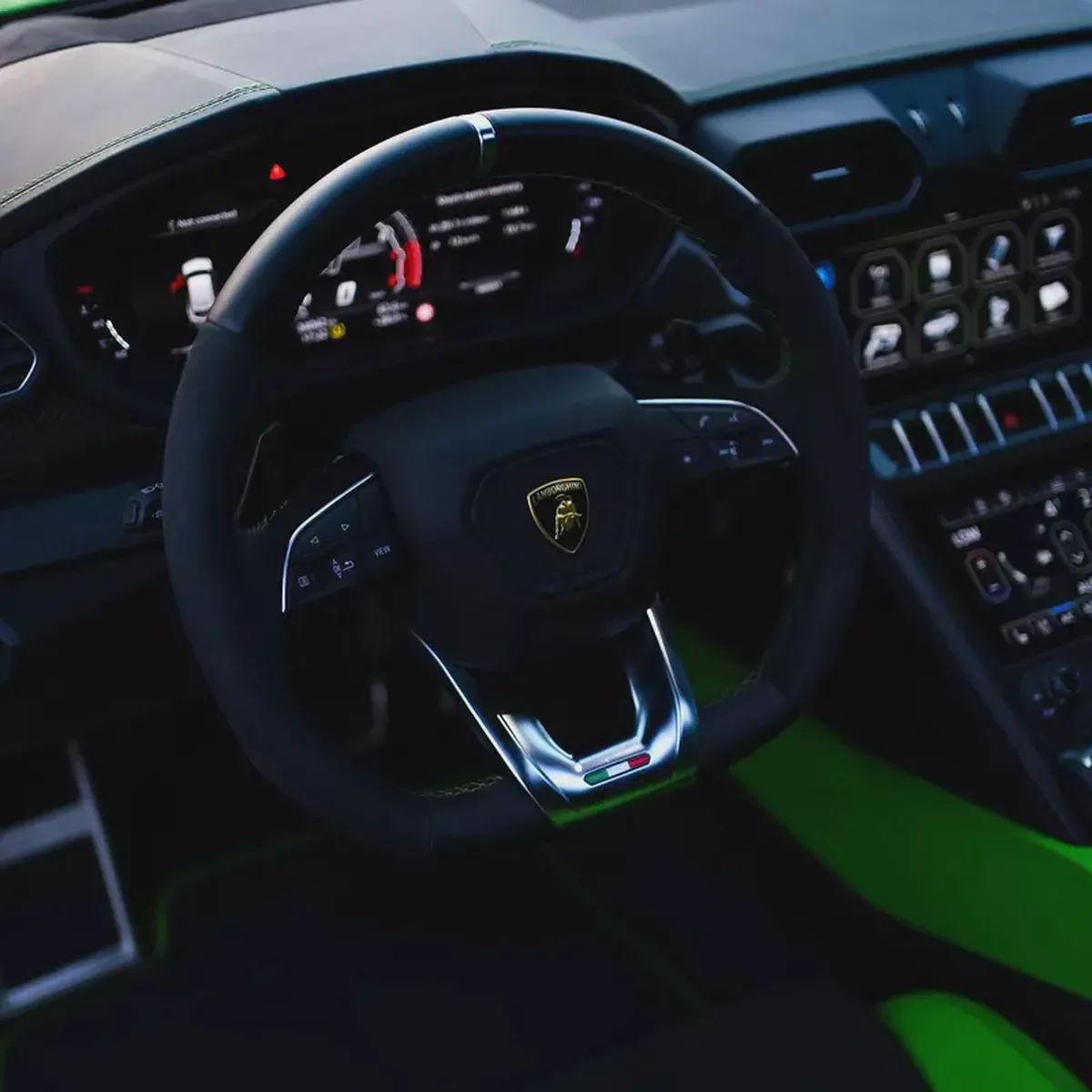 2022 Lamborghini Urus Pearl Capsule European Specs-3-3