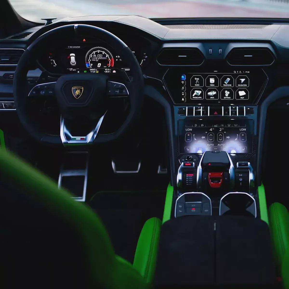 2022 Lamborghini Urus Pearl Capsule European Specs-5-5