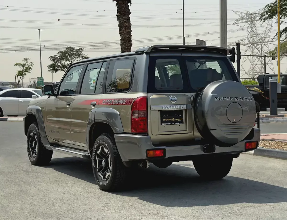 2022 Nissan Patrol Super Safari, GCC Specifications-4-4