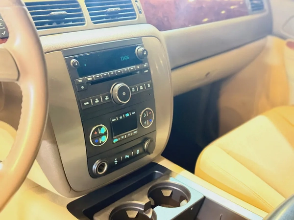 2014 ll Gmc Yukon ll Gcc ll 100,000 km ll LT