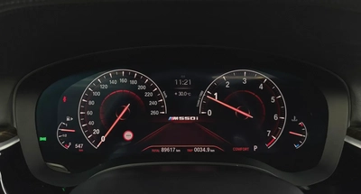 BMW 5 Series M550i xDrive 2019 | One Owner | GCC specs | AGMC  Full Service history-13