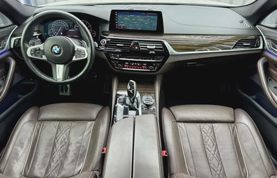 BMW 5 Series M550i xDrive 2019 | One Owner | GCC specs | AGMC  Full Service history-17