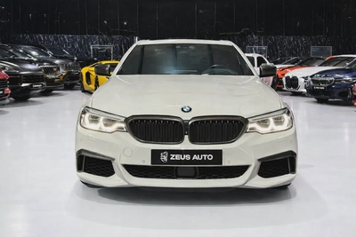 BMW 5 Series M550i xDrive 2019 | One Owner | GCC specs | AGMC  Full Service history-1