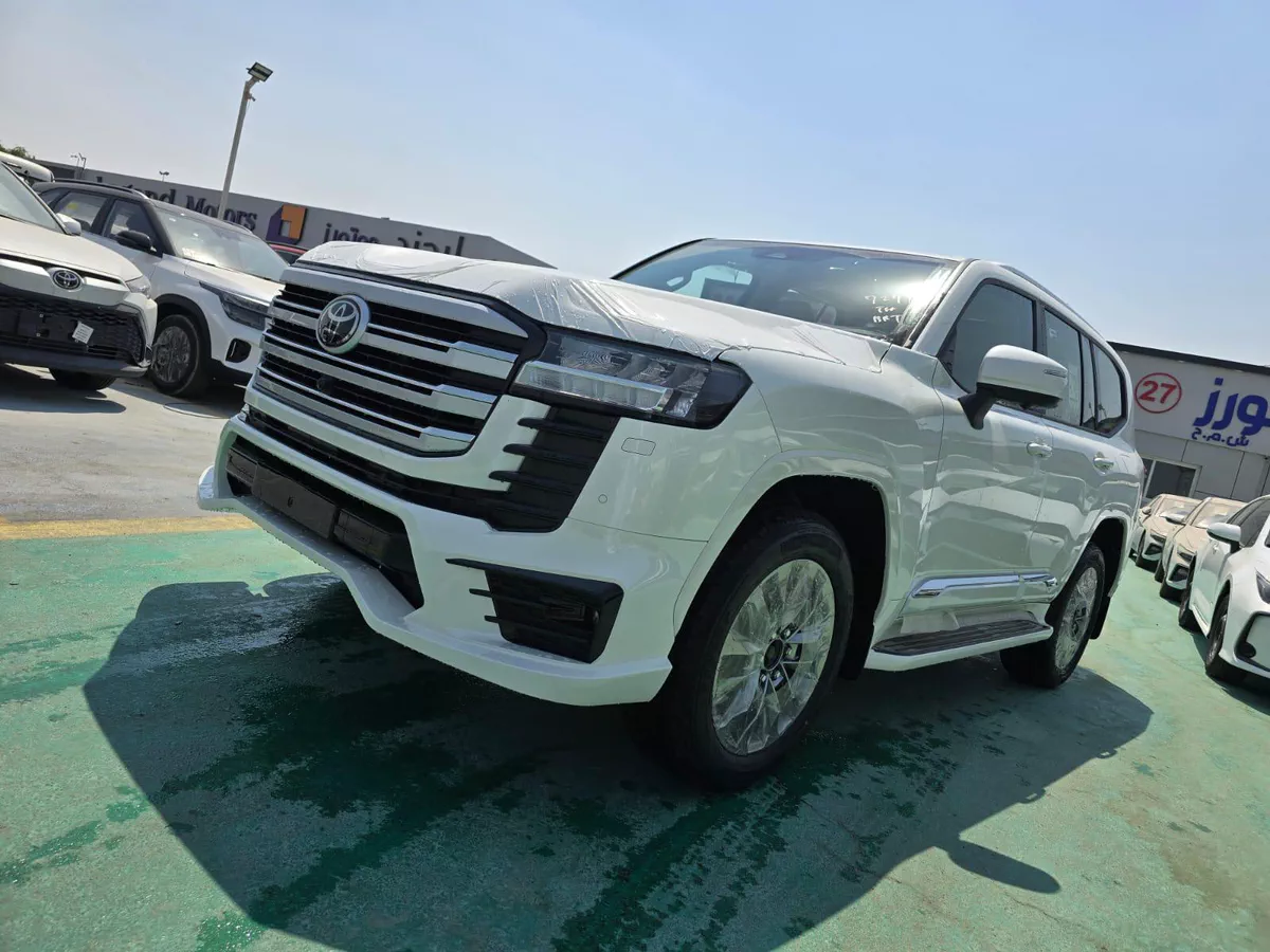 2026 Toyota Land Cruiser LC300 GXR 4.0L White-3-3