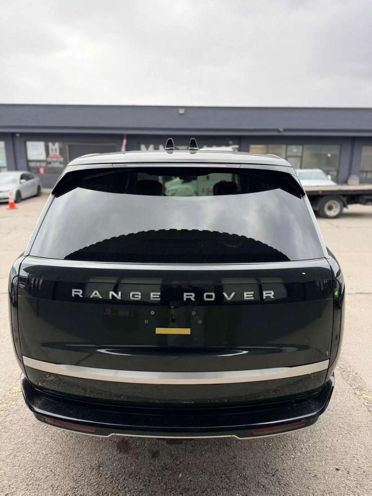 Land Rover Range Rover Autobiography P530 Long Wheel Base-5-0