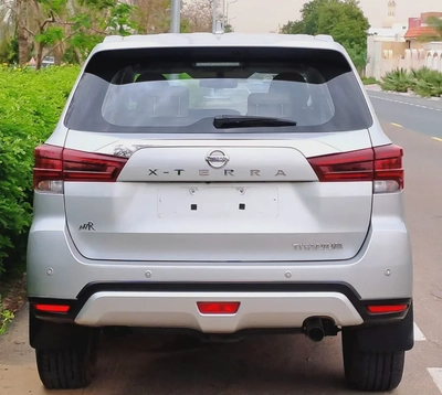 NISSAN X-TERRA TITANIUM 7 SEATER 2022 MODEL 2.5L GCC SPECS (1120/-MONTHLY)-5