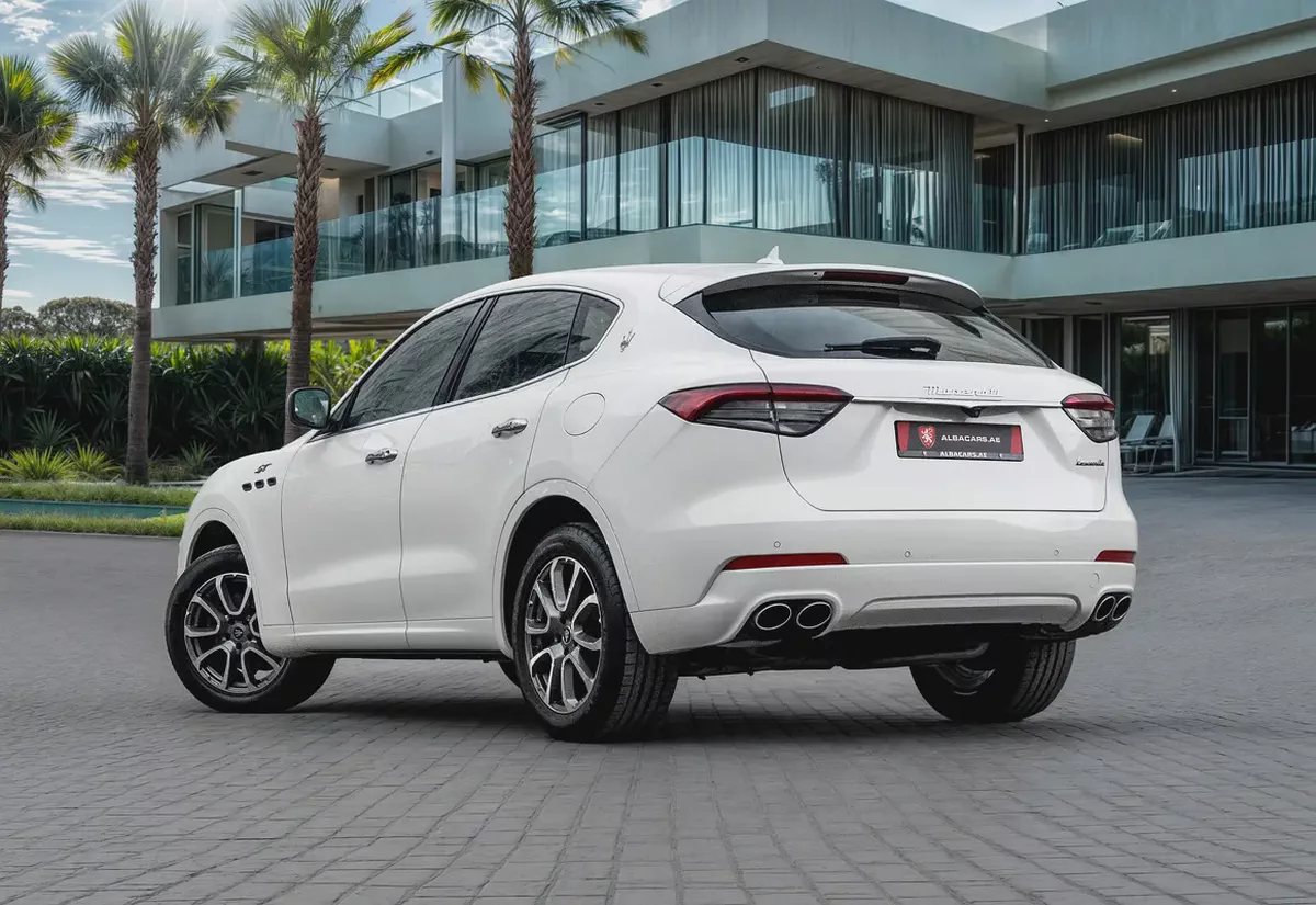3,026 P.M | GT Hybrid | Maserati (Al Tayer) History | Under Warranty | 0% Downpayment-2-2