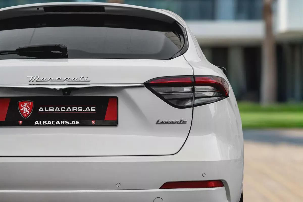 3,026 P.M | GT Hybrid | Maserati (Al Tayer) History | Under Warranty | 0% Downpayment-5-5
