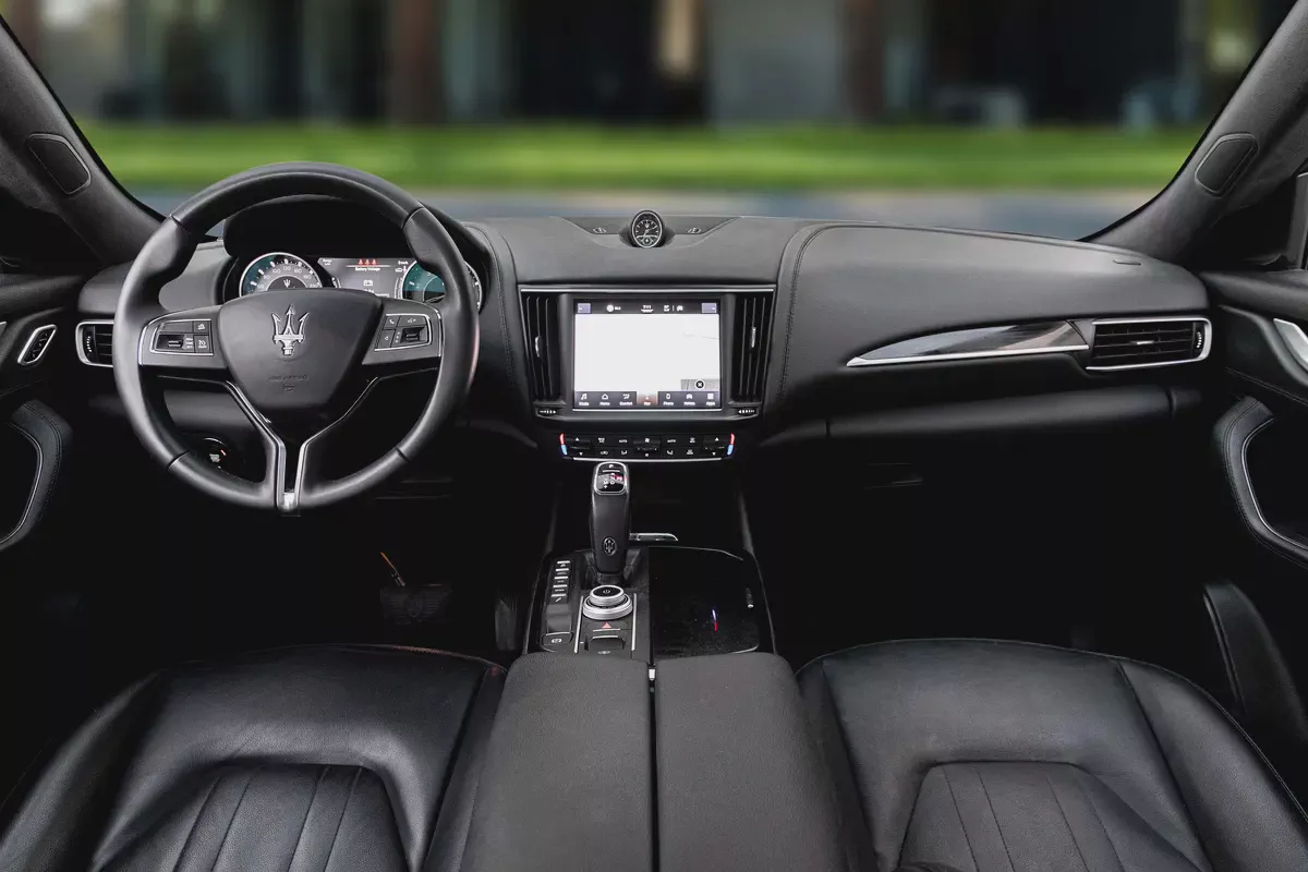 3,026 P.M | GT Hybrid | Maserati (Al Tayer) History | Under Warranty | 0% Downpayment-7-7