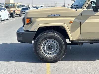 Toyota Land Cruiser Pick Up Std 4.0L Single Cab Utility 4WD-9