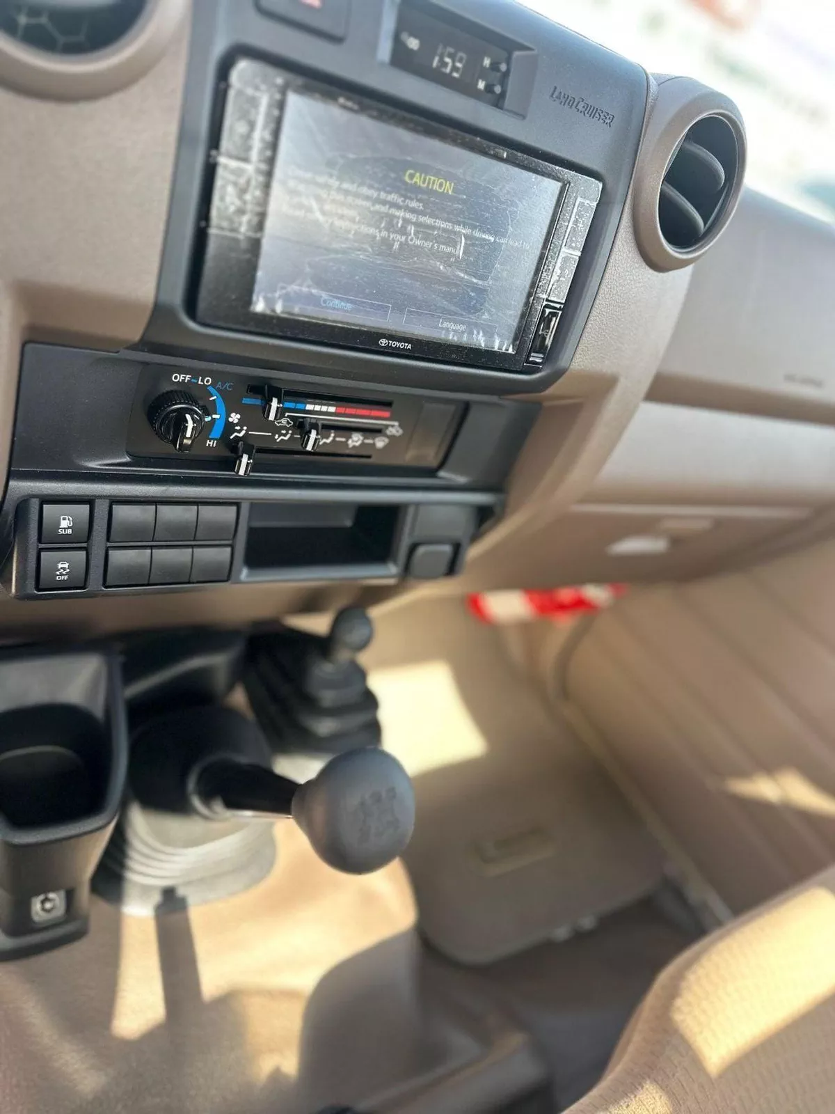 Toyota Land Cruiser Pick Up Std 4.0L Single Cab Utility 4WD-5-0
