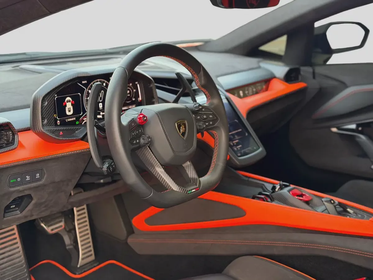 FULL EXTERIOR & INTERIOR CARBON OPTION | UNDER WARRANTY-12-12