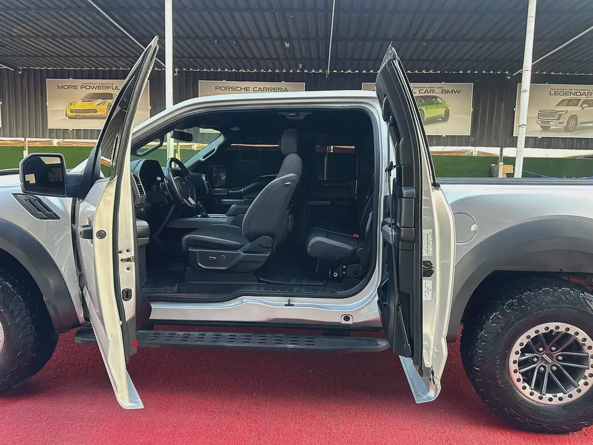 فورد F-150 رابتر خليجي 2019 | 450 حصان توين تيربو | SuperCrew | 4X4 | أنظمة أوف رود متكاملة-13-13