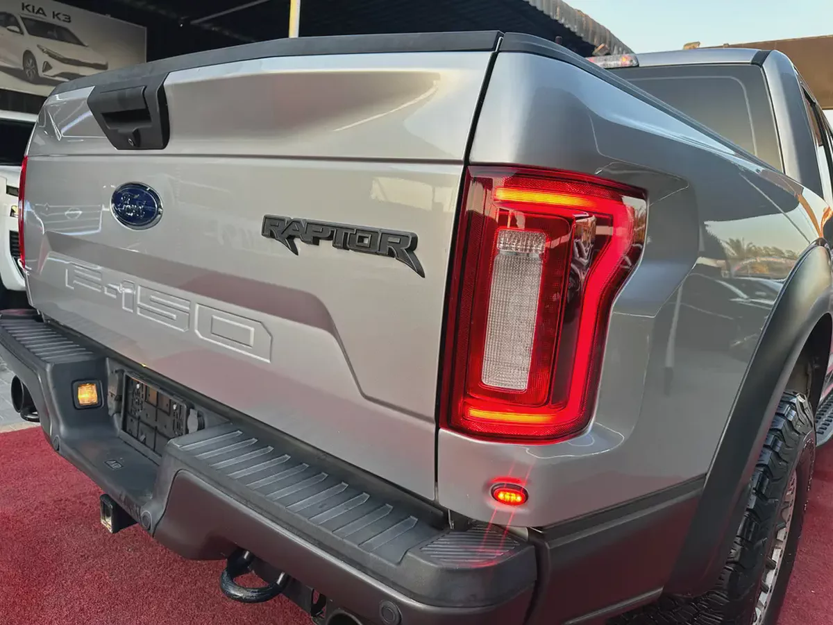 فورد F-150 رابتر خليجي 2019 | 450 حصان توين تيربو | SuperCrew | 4X4 | أنظمة أوف رود متكاملة-4-4
