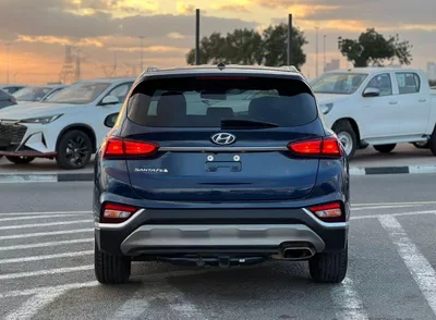 Hyundai Santa Fe STANDARD 2019 Hyndai Santafe Fe 2.4L V4 FWD - Rear Camera & Sensor-5