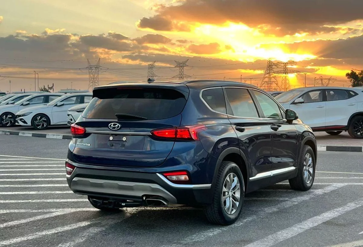 Hyundai Santa Fe STANDARD 2019 Hyndai Santafe Fe 2.4L V4 FWD - Rear Camera & Sensor-7-0