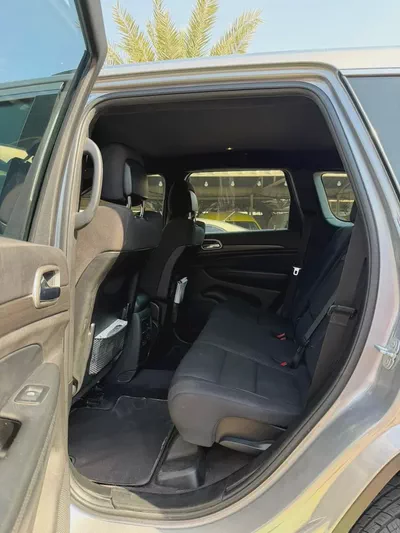 JEEP GRAND CHEROKEE-7