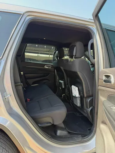 JEEP GRAND CHEROKEE-8