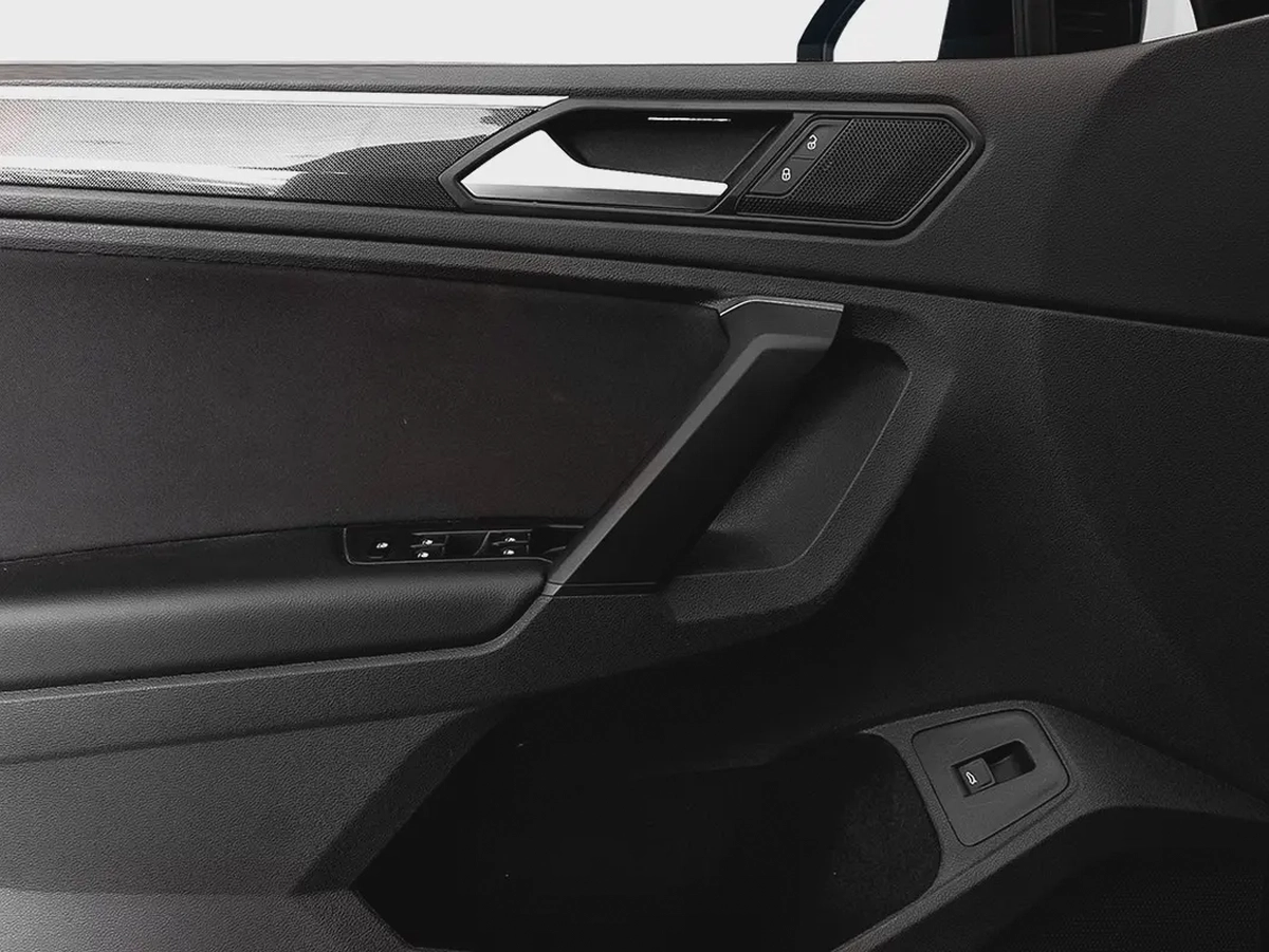 1,678 AED / 60 months | 0% DP | 2021 Volkswagen Tiguan Elegance /-9-9