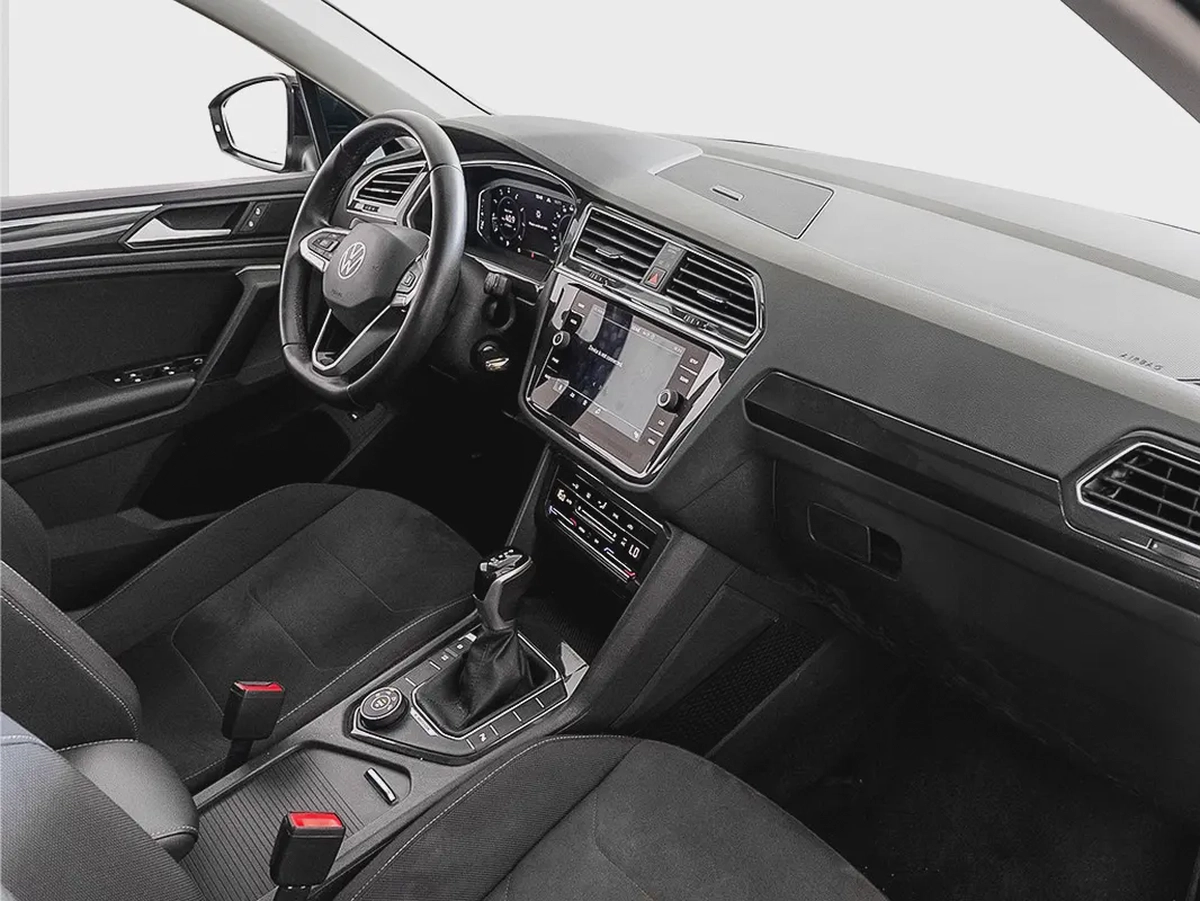 1,678 AED / 60 months | 0% DP | 2021 Volkswagen Tiguan Elegance /-10-10