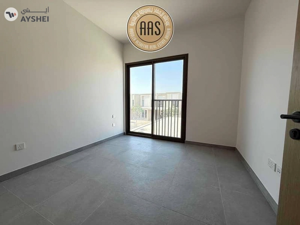Park Facing Brand New Ready To Move 4Bedroom Villa Available For Rent in Villanova