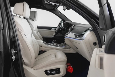 3,257 AED / 60  months | 0% DP | 2019 BMW X7 40i M-Sport-7