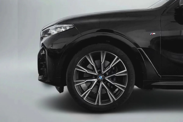 3,257 AED / 60  months | 0% DP | 2019 BMW X7 40i M-Sport