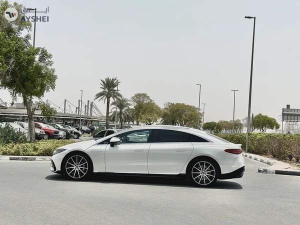 Mercedes Benz EQS450+ 2023 included warranty service contract