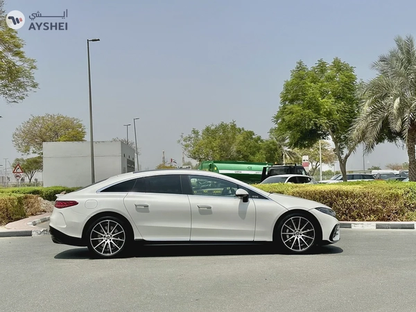 Mercedes Benz EQS450+ 2023 included warranty service contract