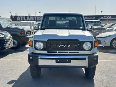 Toyota Land Cruiser Pick Up Std 4.0L Single Cab Utility 4WD-7