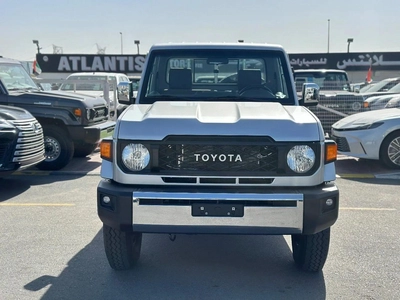 Toyota Land Cruiser Pick Up Std 4.0L Single Cab Utility 4WD-5