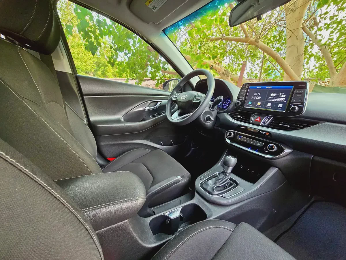 Excellent Condition | 2018 Hyundai Elantra-2-2