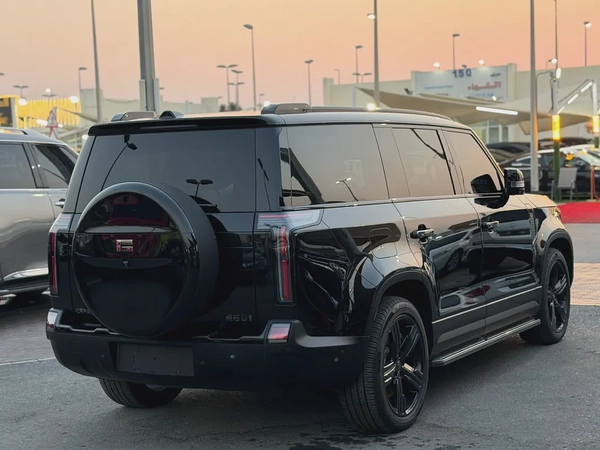 Rox 01 VIP 2025 - Luxury EREV SUV - Under Warranty