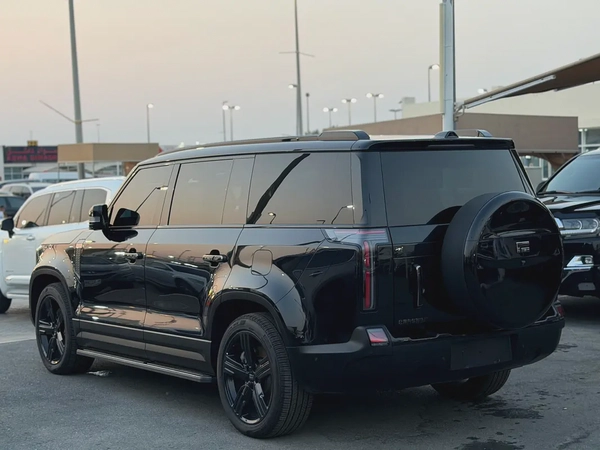 Rox 01 VIP 2025 - Luxury EREV SUV - Under Warranty