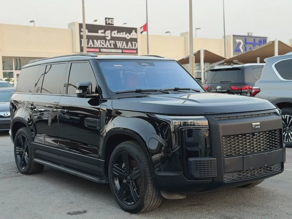 Rox 01 VIP 2025 - Luxury EREV SUV - Under Warranty