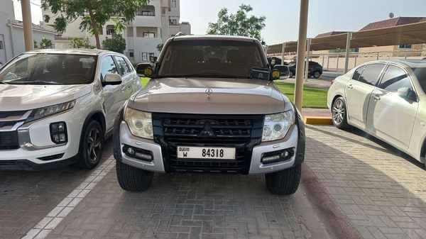Mitsubishi Pajero GLS Highline 3.5L (189 HP) | A Full Modified Off road beast