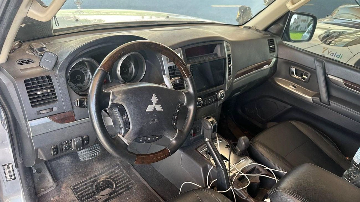 Mitsubishi Pajero GLS Highline 3.5L (189 HP) | A Full Modified Off road beast-5-5