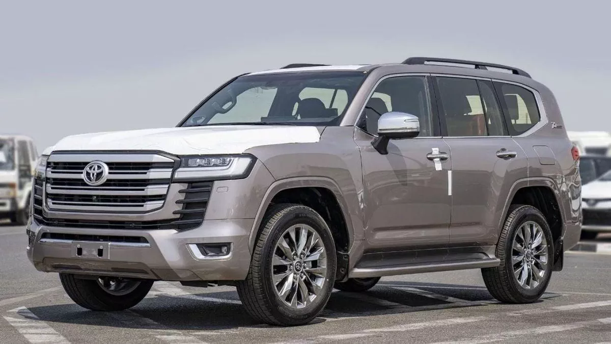 Toyota Land Cruiser VXR Land cruiser VXR 3.3L diesel AT MY 2025 V6-1-0
