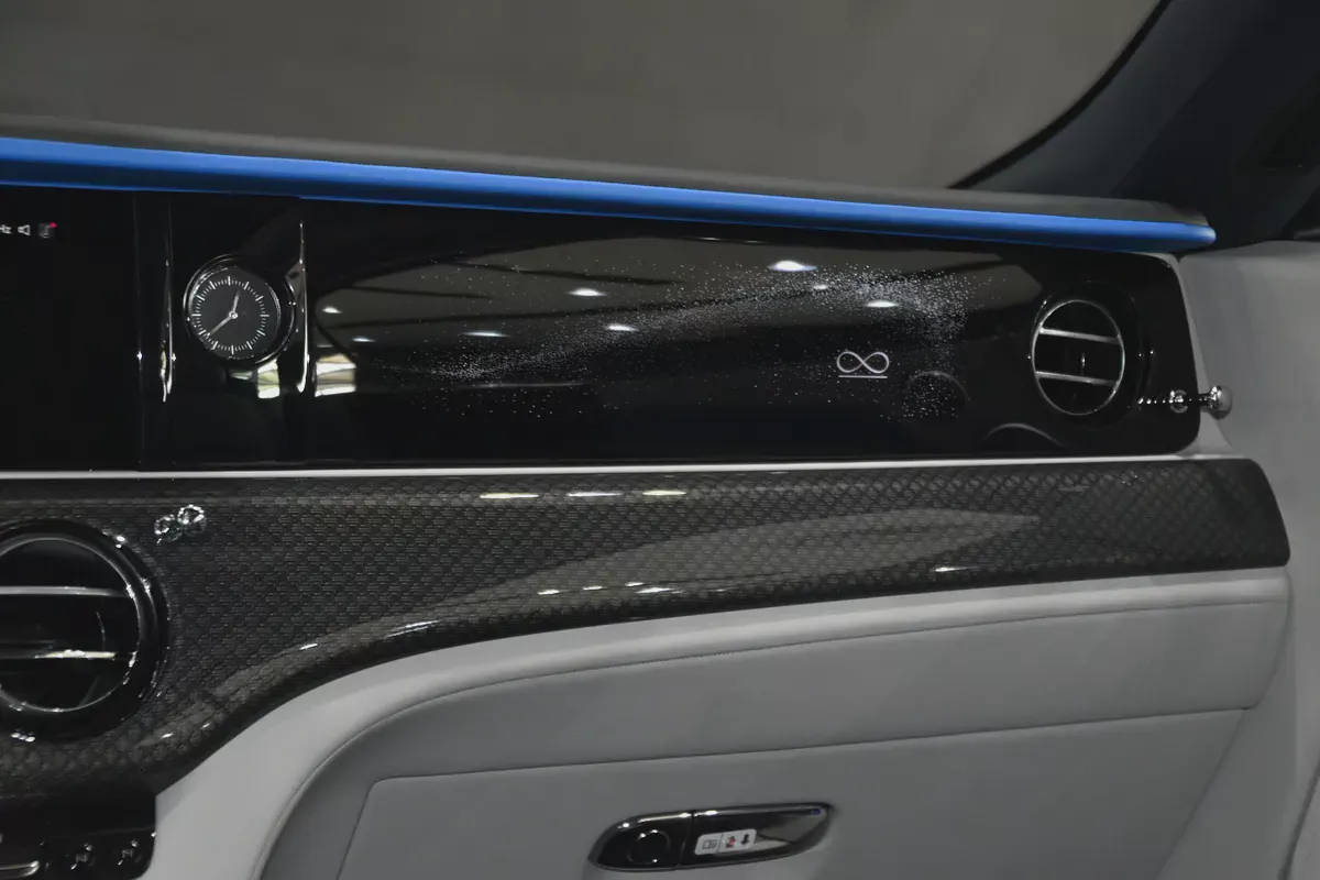 2025 Rolls-Royce Spectre Black Badge | GCC Specs | Brand New-19-19