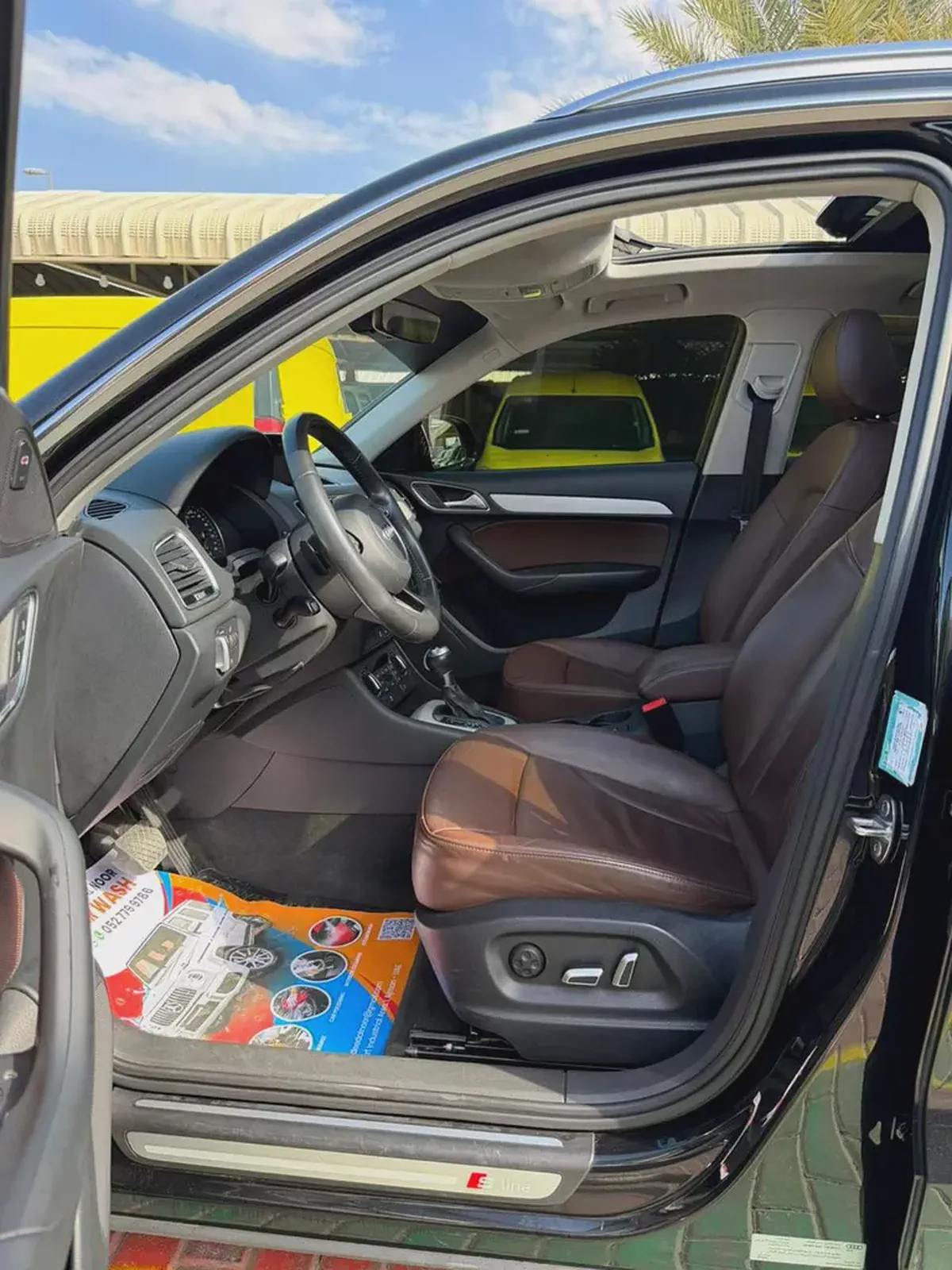 AUDI Q3-6-6