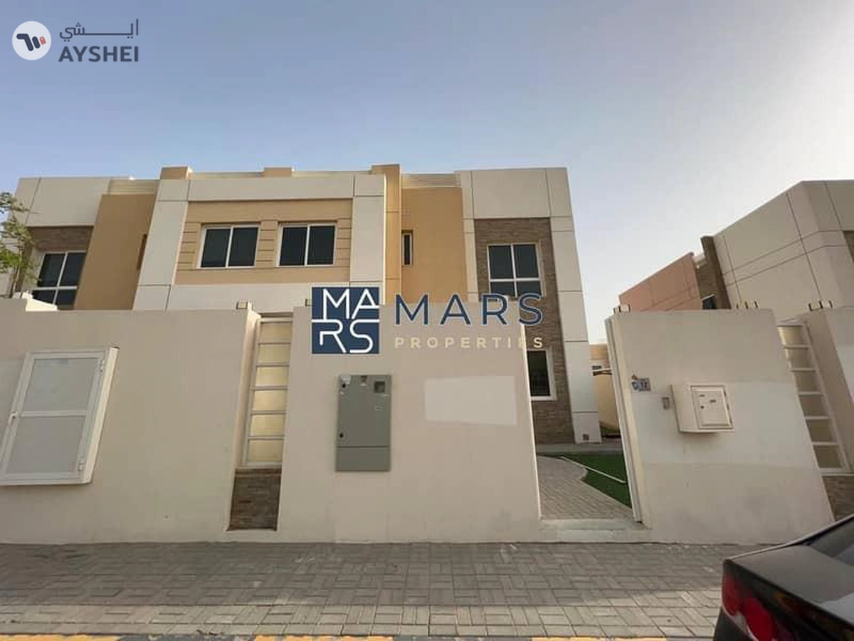 Luxury| Spacious| 4 Bedroom Villa| With Maid Room| Best Price| Closer to Emirates Road-1-1