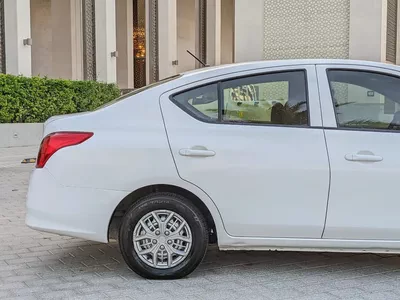 Nissan Sunny 2018 EX Super Saloon GCC Specs - Excellent Condition With Low KM Perfect Family Sedan-14