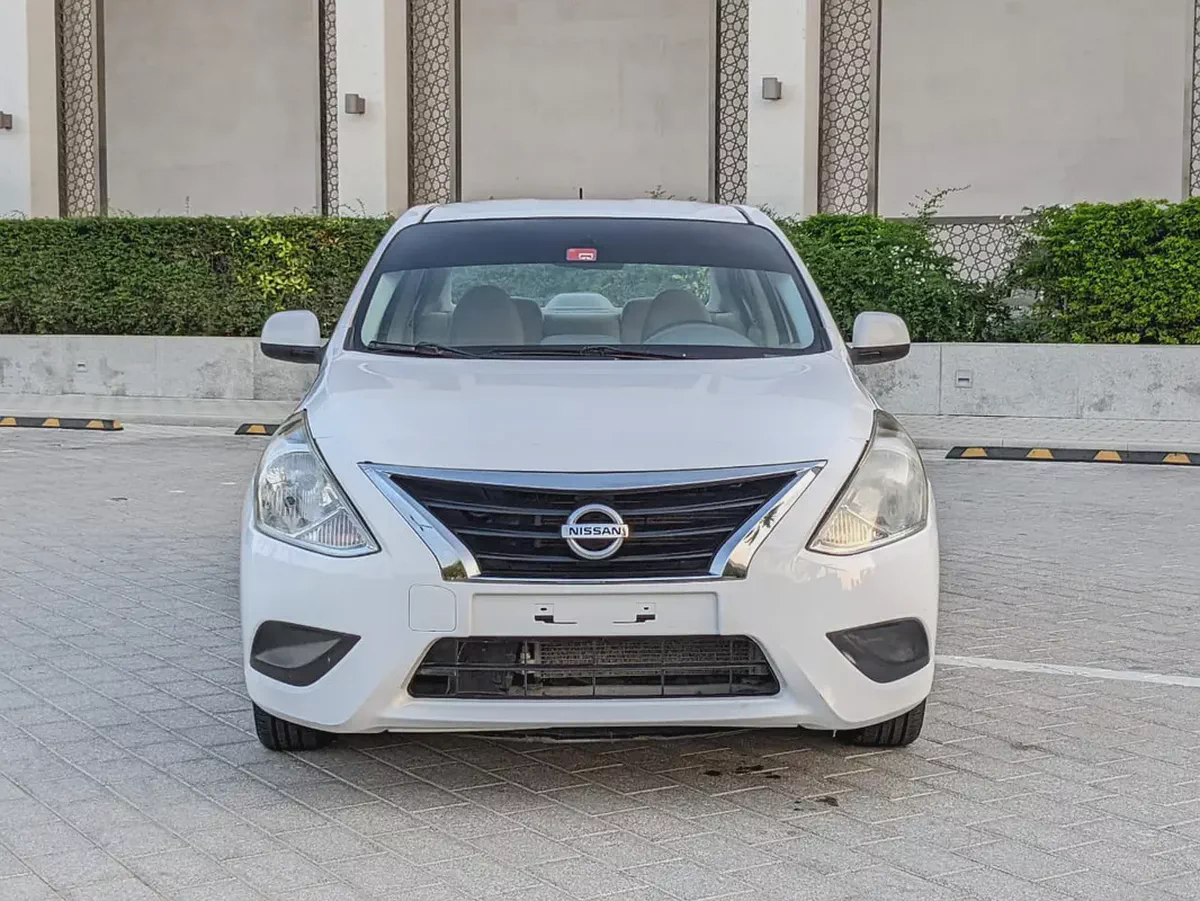 Nissan Sunny 2018 EX Super Saloon GCC Specs - Excellent Condition With Low KM Perfect Family Sedan-5-5