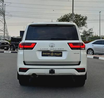 2024 Toyota Land Cruiser 4.0l GXR, Dealer Warranty, GCC Specifications-5
