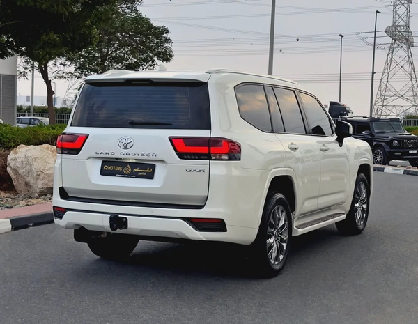 2024 Toyota Land Cruiser 4.0l GXR, Dealer Warranty, GCC Specifications