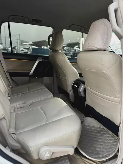 (2010) TOYOTA // PRADO VX V6  //GCC// EXCELLENT CONDITION//-13